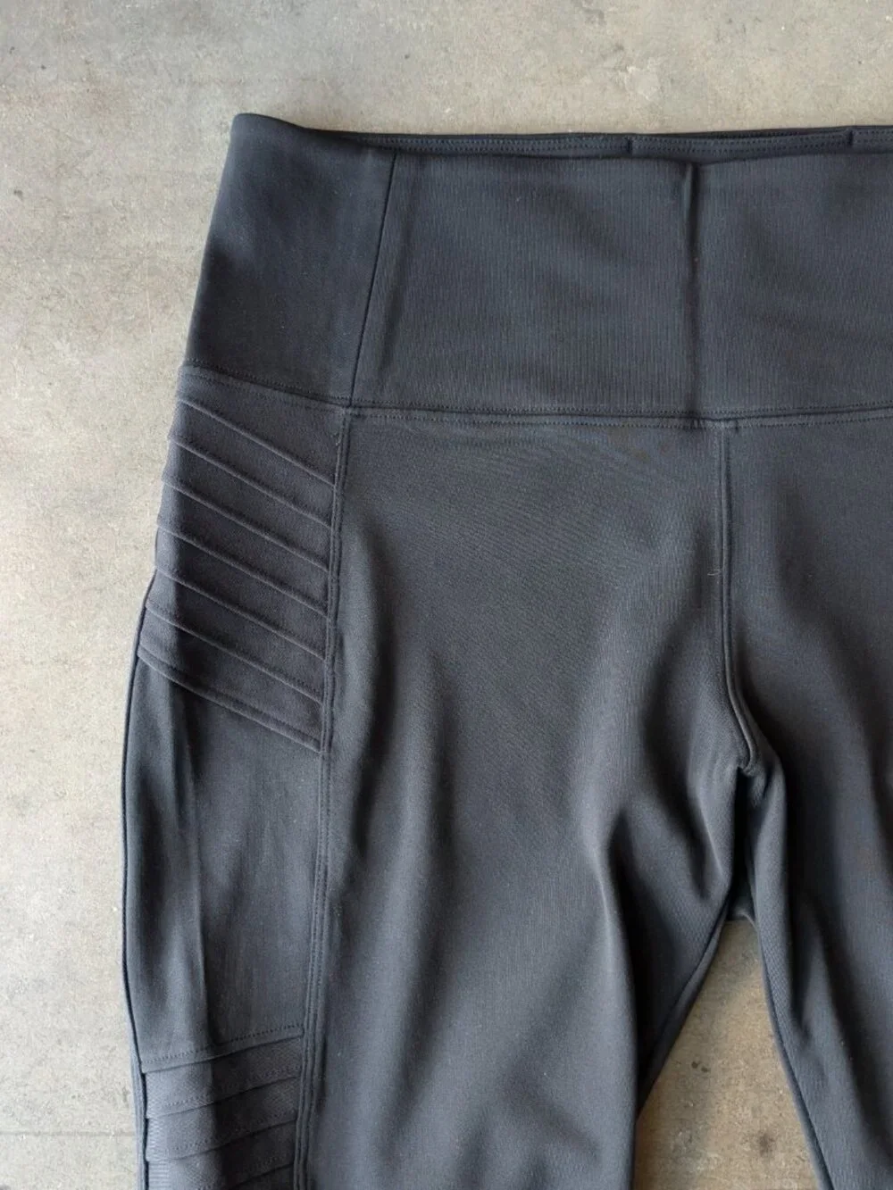 Athleta Delancy Moto Tight in Black High Rise Ankle Zippers size 1X
